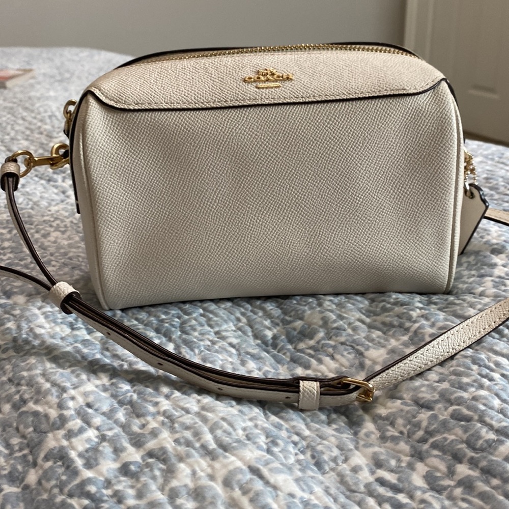 Coach crossbody purse